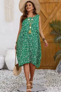 Zaļa kleita ar ziedu rakstu - kategorijā Kleitas un Kostīmi